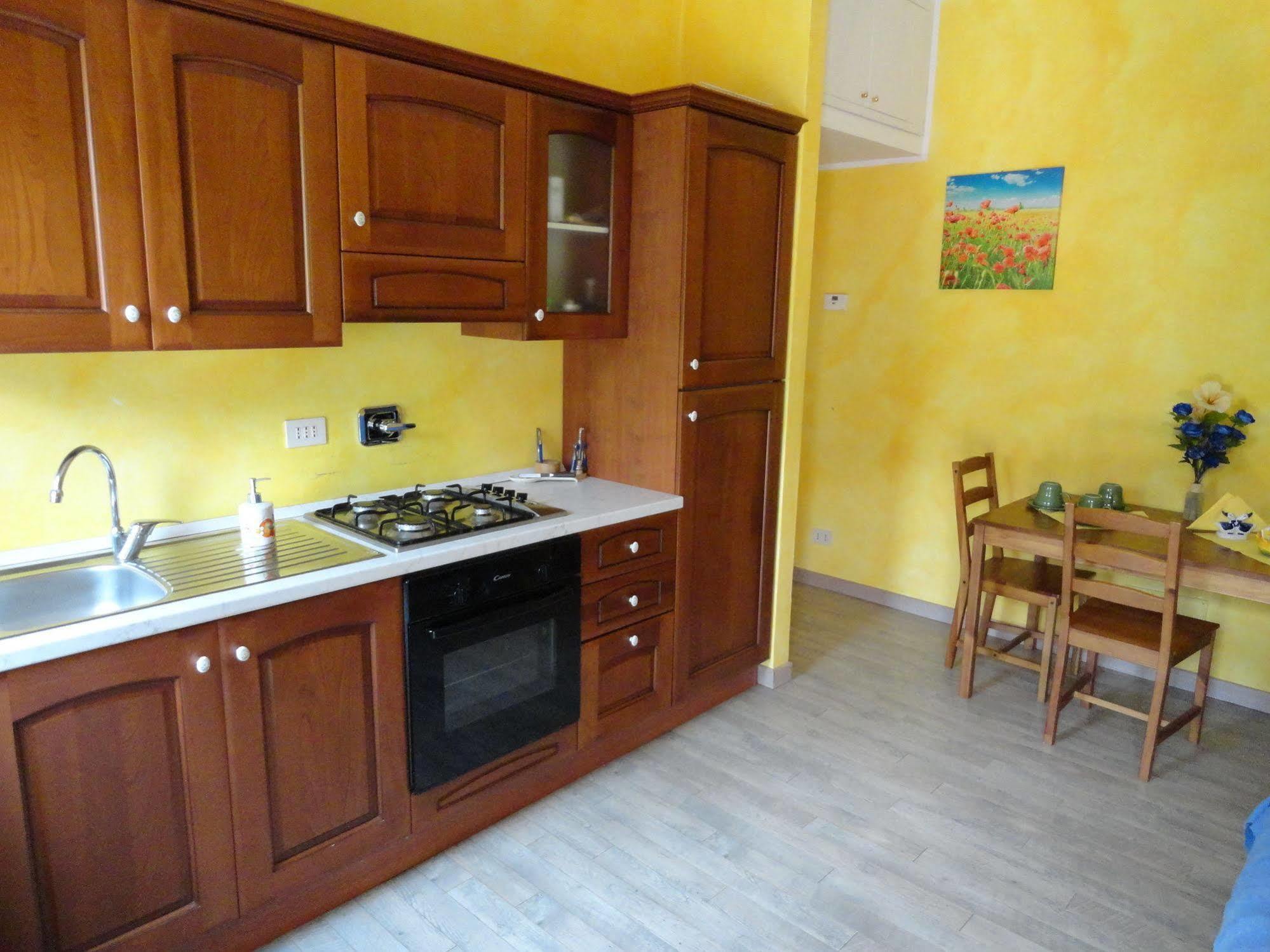 Casa Vacanza Spirito Libero Pianello  Exteriör bild