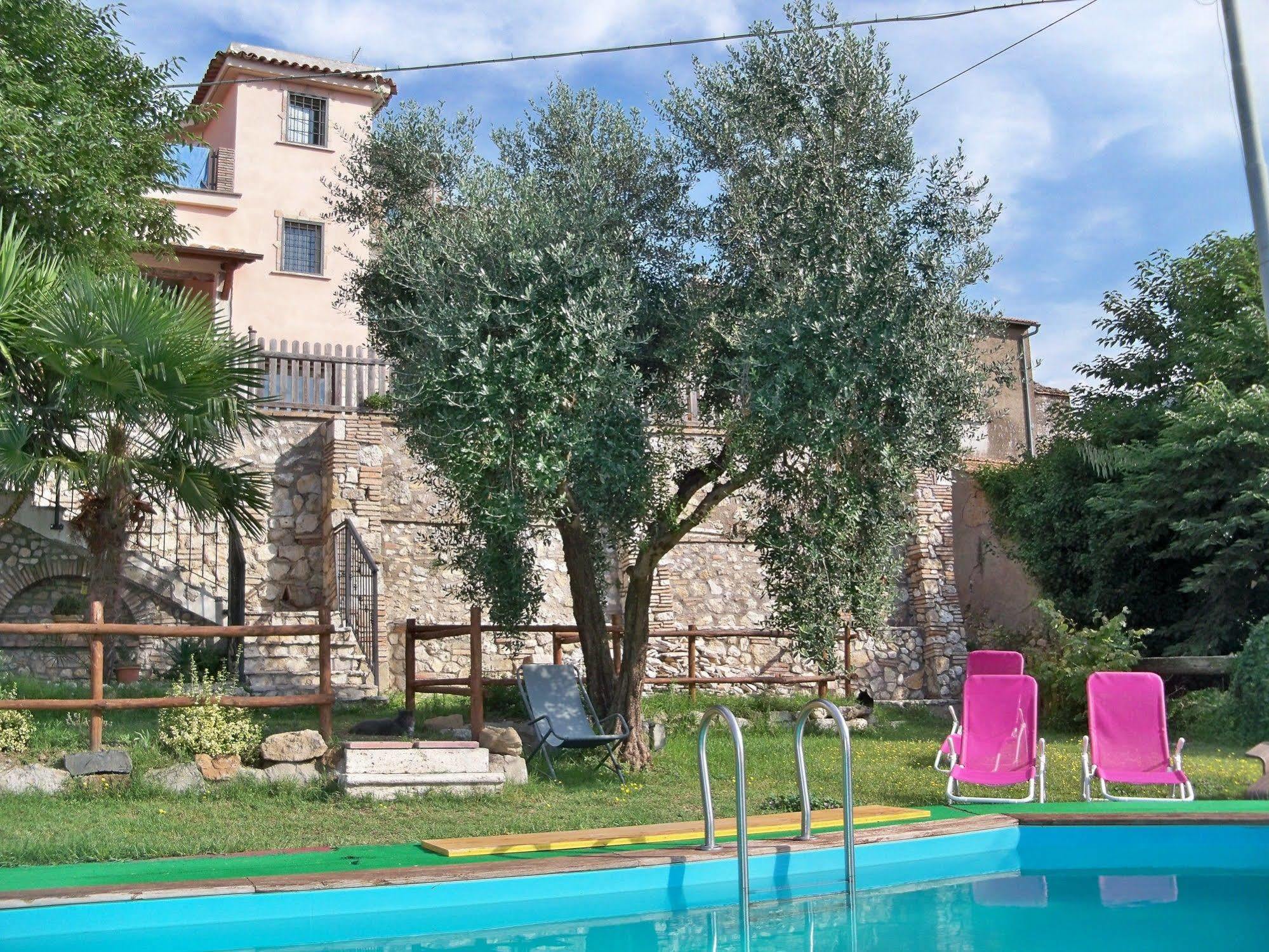 Casa Vacanza Spirito Libero Pianello  Exteriör bild