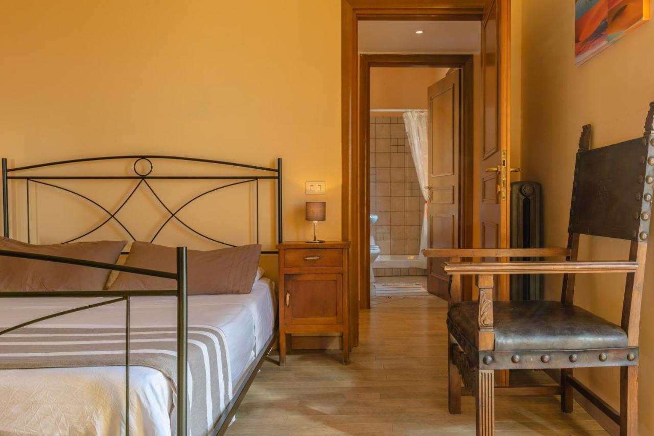 Casa Vacanza Spirito Libero Pianello  Exteriör bild